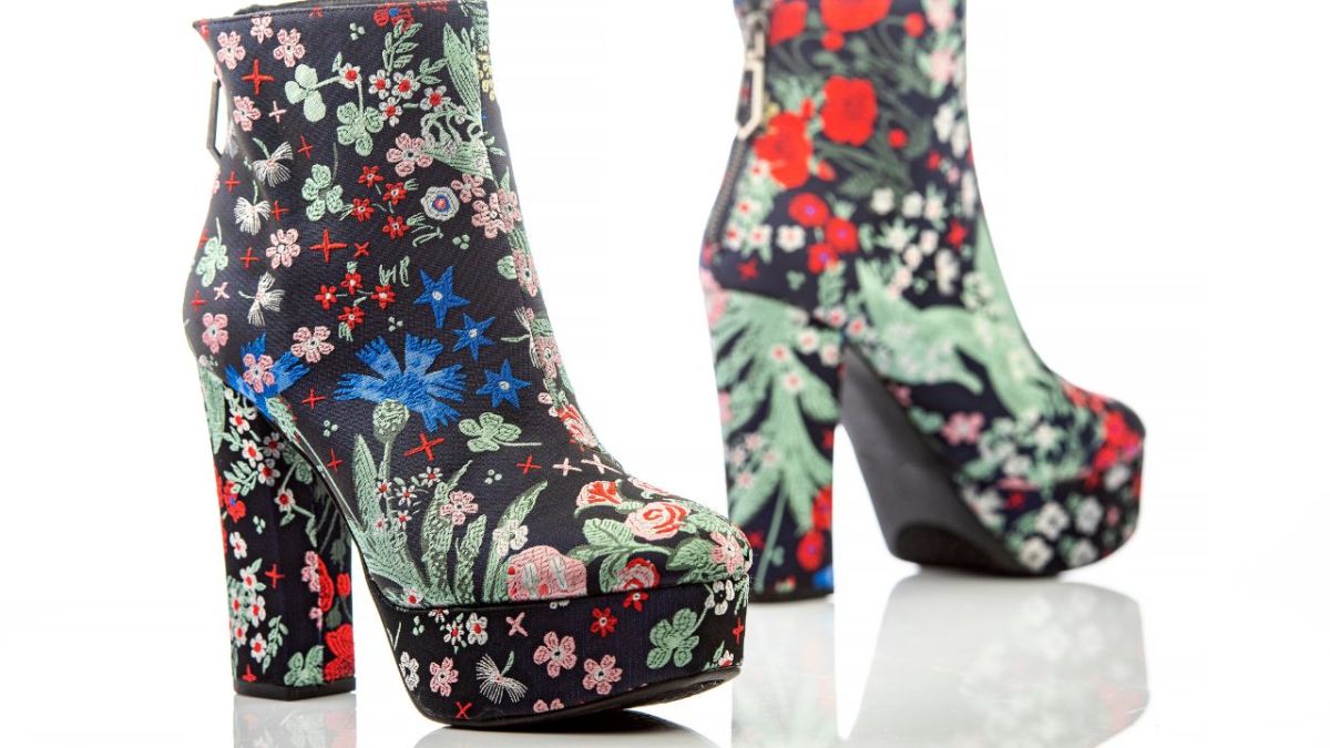 13 Best Custom Boots Print-On-Demand Companies