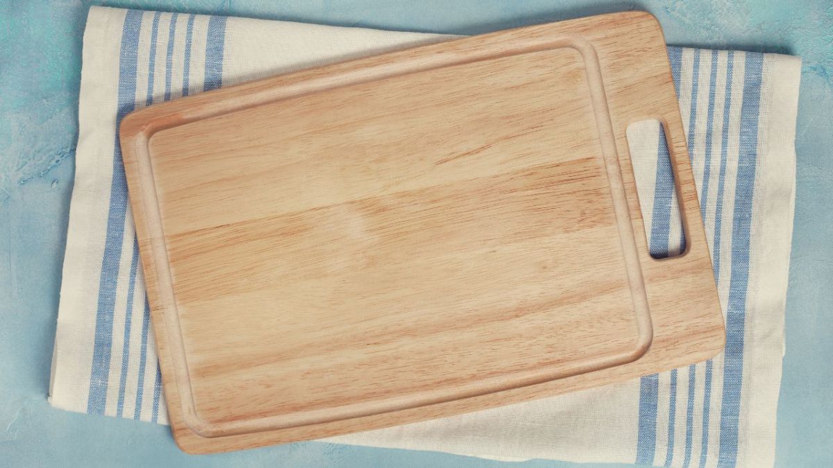 9 Best Custom Cutting Board Print-On-Demand Suppliers