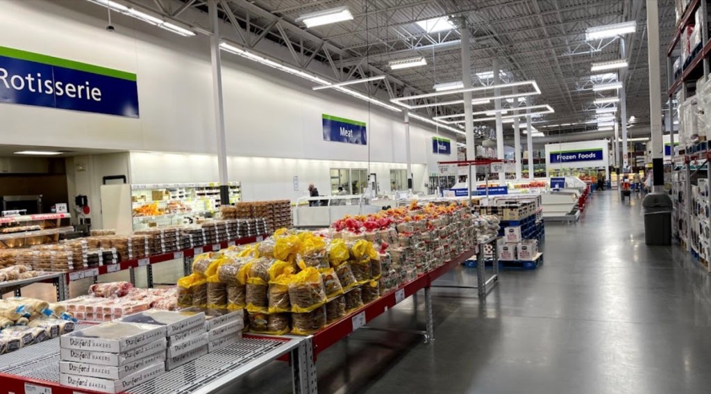 Sam's Club wholesale food market