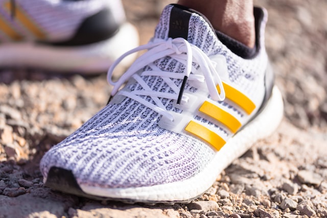 8 Best Wholesale Adidas Shoes & Sneakers Distributors